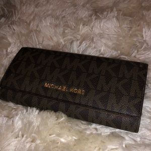 Michael Kors wallet